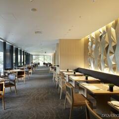 The Capitol Hotel Tokyu питание