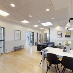Отель Huge 5 bed-2 bath home in center Копенгаген помещение для мероприятий