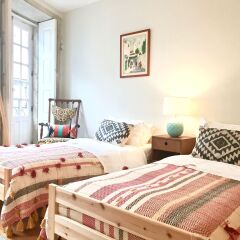 Отель YOURS GuestHouse Porto комната для гостей фото 5