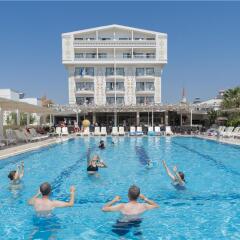 Sarp Hotels Belek Турция, Белек - 1 отзыв об отеле, цены и фото номеров - забронировать отель Sarp Hotels Belek онлайн бассейн фото 2