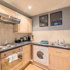 Апартаменты 2 Bedroom Apartment Near Manchester Victoria в номере