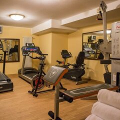 Santa Barbara Hotel Сан-Донато-Миланезе фитнесс-зал фото 3