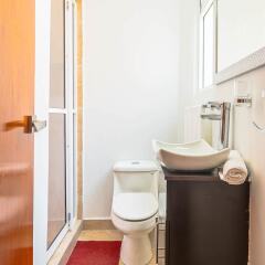 Апартаменты Luxury Balcony Apartments - FREE Parking & Netflix - Family Friendly Мехико ванная