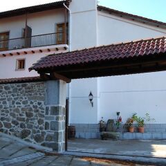 Отель Casitas Cinco Castanos Канделарио вид на фасад