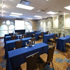 Отель Hyatt Regency Calgary Канада, Калгари - отзывы, цены и фото номеров - забронировать отель Hyatt Regency Calgary онлайн помещение для мероприятий