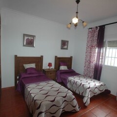 Отель Chalet Deluxe 3 dormitorios комната для гостей фото 2