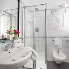 Hotel Continental Rimini Римини ванная фото 2