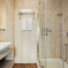 Hawthorn Suites by Wyndham Cerkezkoy Турция, Йолчаты - отзывы, цены и фото номеров - забронировать отель Hawthorn Suites by Wyndham Cerkezkoy онлайн ванная