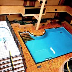 Отель Best Western Village Park Inn Канада, Калгари - отзывы, цены и фото номеров - забронировать отель Best Western Village Park Inn онлайн фитнесс-зал фото 3