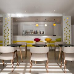 Flora Maria Hotel гостиничный бар