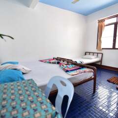 Отель Prasuri Guest House Бангкок комната для гостей фото 4