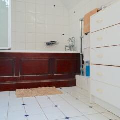 Отель Spacious 2 Bedroom House With Garden in Islington фото 3