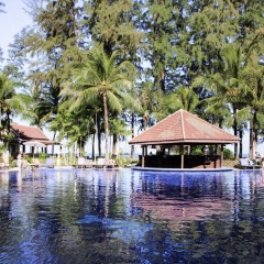 Отель Best Western Premier Bangtao Beach Resort And Spa Пхукет приотельная территория