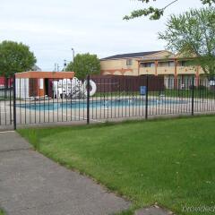 Отель Americas Best Value Inn Niagara Falls США, Ниагара-Фолс - отзывы, цены и фото номеров - забронировать отель Americas Best Value Inn Niagara Falls онлайн спортивное сооружение