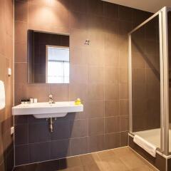 Отель Best Western Zaan Inn Нидерланды, Заандам - 2 отзыва об отеле, цены и фото номеров - забронировать отель Best Western Zaan Inn онлайн ванная фото 2