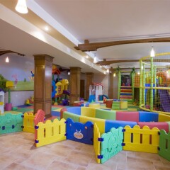 Russia Hotel (Цахкадзор) детские мероприятия