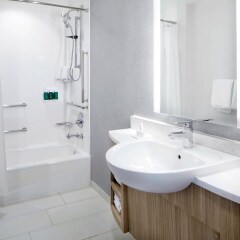 Отель SpringHill Suites by Marriott Columbus Easton Area США, Колумбус - отзывы, цены и фото номеров - забронировать отель SpringHill Suites by Marriott Columbus Easton Area онлайн ванная фото 2