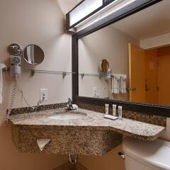 Отель Best Western Plus Rio Grande Inn ванная