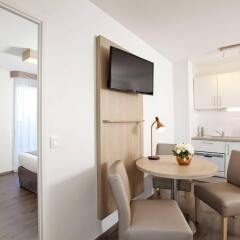 Отель Residhome Asnières Park комната для гостей
