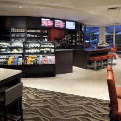 Отель Holiday Inn Vancouver Downtown & Suites Канада, Ванкувер - отзывы, цены и фото номеров - забронировать отель Holiday Inn Vancouver Downtown & Suites онлайн питание фото 2