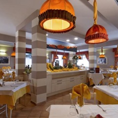 GH Hotel Piaz Долина Валь-ди-Фасса питание