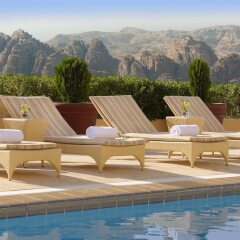 Отель Petra Marriott Hotel Иордания, Вади-Муса - отзывы, цены и фото номеров - забронировать отель Petra Marriott Hotel онлайн бассейн