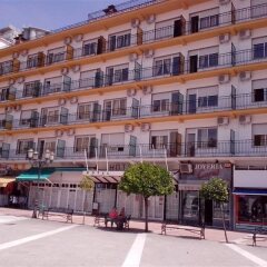 Hotel Malaga Picasso парковка
