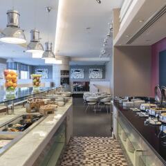 Отель Premier Inn Doha Education City питание фото 3