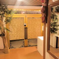 Отель Seoul Mom Guesthouse сейф в номере