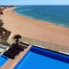 Rocamar Exclusive Hotel & Spa - Adults Only пляж