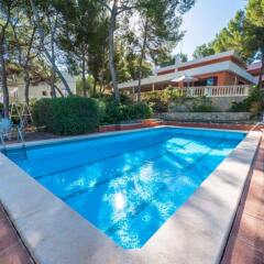 Отель Villa Marta Испания, Санта-Понса - отзывы, цены и фото номеров - забронировать отель Villa Marta онлайн бассейн