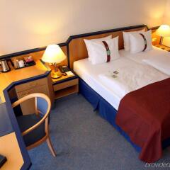 Отель Holiday Inn Hamburg детские мероприятия