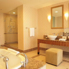 Отель InterContinental Los Angeles Century City at Beverly Hills США, Лос-Анджелес - отзывы, цены и фото номеров - забронировать отель InterContinental Los Angeles Century City at Beverly Hills онлайн ванная фото 2