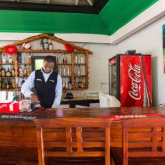 Отель Montego Bay Club Resort Ямайка, Монтего-Бей - отзывы, цены и фото номеров - забронировать отель Montego Bay Club Resort онлайн гостиничный бар