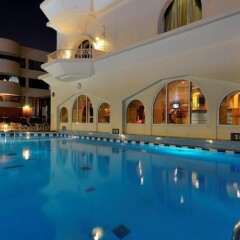 Ramada Hotel Dubai бассейн фото 2