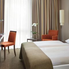 Отель InterCityHotel Berlin Hauptbahnhof 4* Стандартный номер с различными типами кроватей фото 2