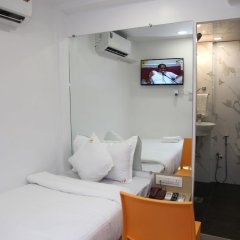 Aboo's Hotel Lucky Galaxy in Mumbai, India from 58$, photos, reviews - zenhotels.com