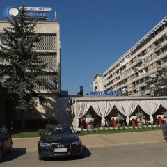 Hotel Forum парковка