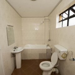 House Karakara - Adults Only in Nairobi, Kenya from 46$, photos, reviews - zenhotels.com bathroom