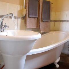 Отель Valley Bushveld Country Lodge ванная
