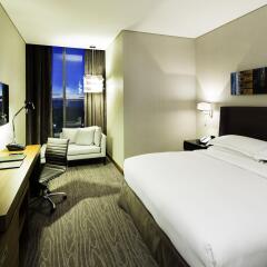 Отель Hilton Mexico City Santa Fe Мексика, Мехико - отзывы, цены и фото номеров - забронировать отель Hilton Mexico City Santa Fe онлайн комната для гостей фото 3