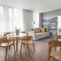 Отель Mamaison Residence Downtown Prague Чехия, Прага - 11 отзывов об отеле, цены и фото номеров - забронировать отель Mamaison Residence Downtown Prague онлайн комната для гостей фото 2