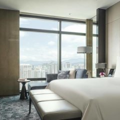 Four Seasons Hotel Kuala Lumpur in Kuala Lumpur, Malaysia from 203$, photos, reviews - zenhotels.com guestroom photo 5