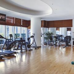 Corniche Hotel Abu Dhabi фитнесс-зал фото 2