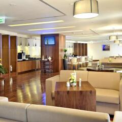 Millennium Plaza Hotel интерьер отеля