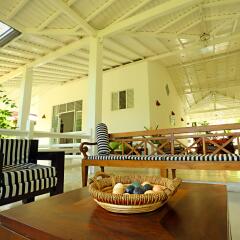 Отель Beach Grove Villas питание