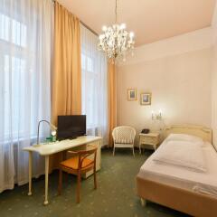 Hotel Pension Baronesse комната для гостей