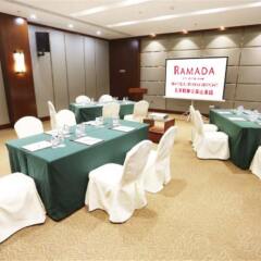 Отель Ramada by Wyndham Beijing Airport Китай, Пекин - 9 отзывов об отеле, цены и фото номеров - забронировать отель Ramada by Wyndham Beijing Airport онлайн помещение для мероприятий фото 2