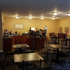 Отель GrandStay Residential Suites - Eau Claire питание фото 2