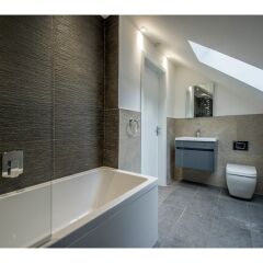 Отель Modern, Stunning and Elegant 2 Bedroom Apt for 4 ванная фото 2